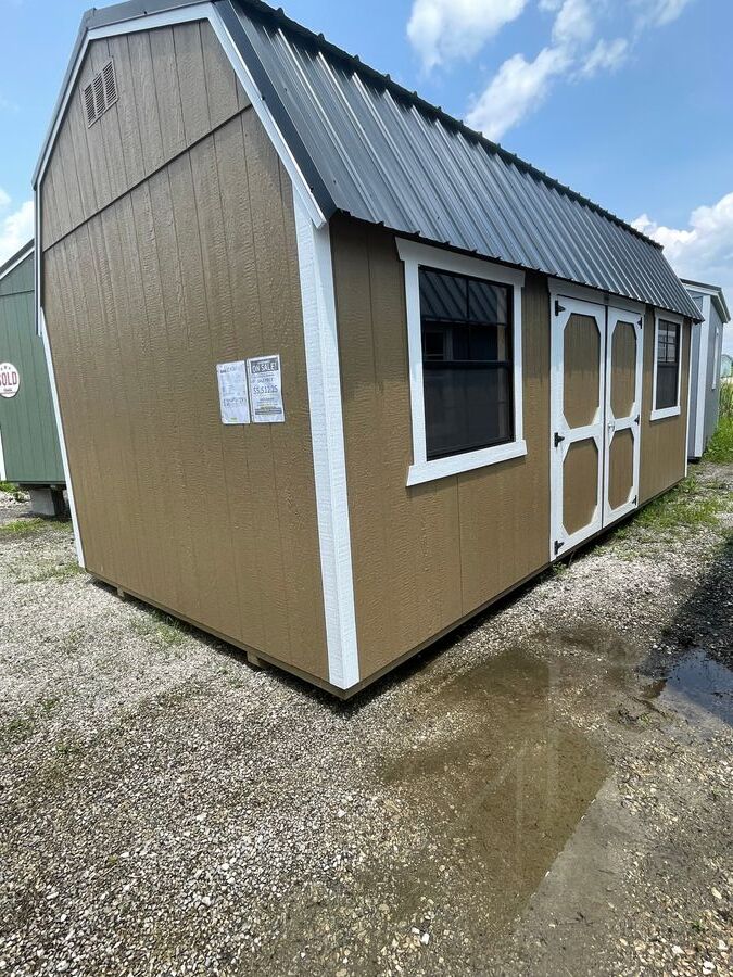 Lofted Barn - 10x20